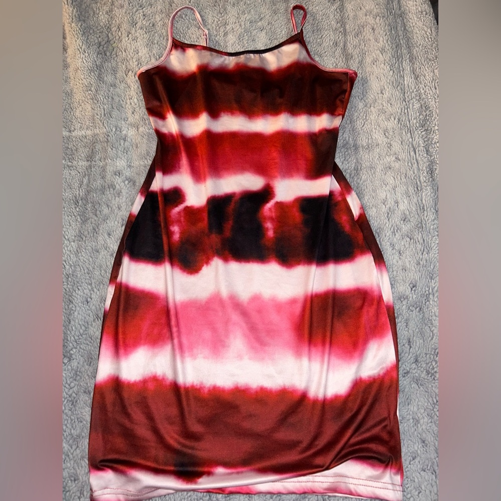 SHEIN Red and Black Tie-Dye Mini Dress